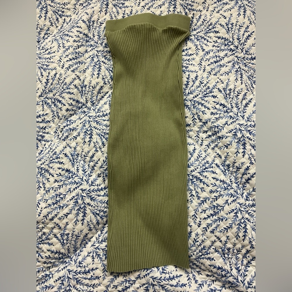 Zara Olive Green Ribbed Midi Dress